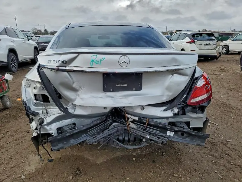 2019 MERCEDES-BENZ E 300  
