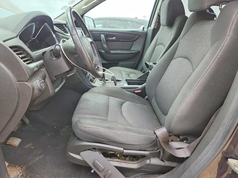 2017 CHEVROLET TRAVERSE LT  