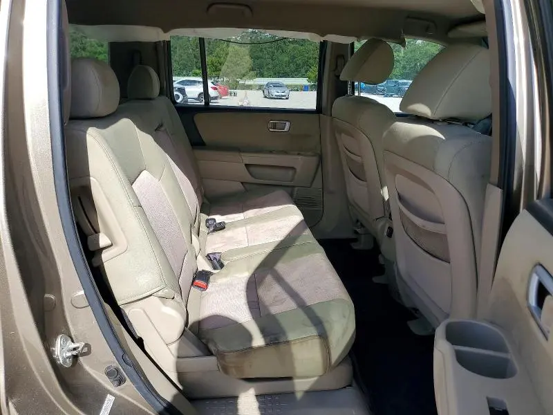 2011 HONDA PILOT EX  