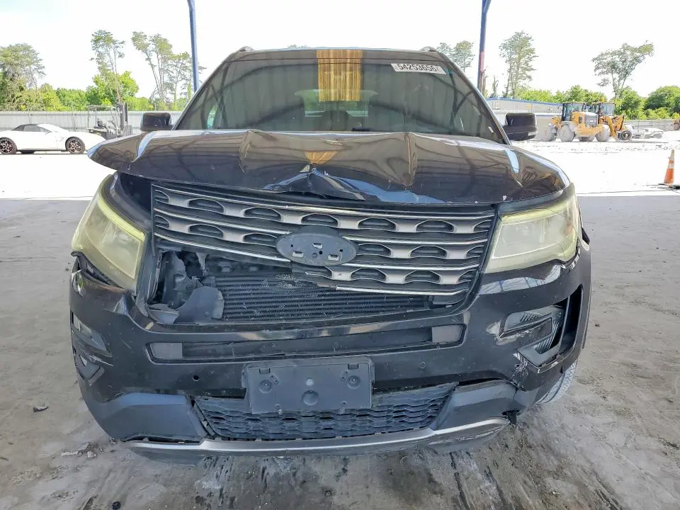 2017 FORD EXPLORER XLT  