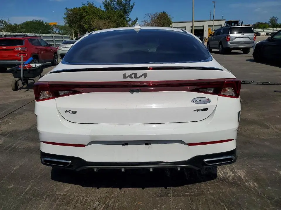 2022 KIA K5 GT LINE  
