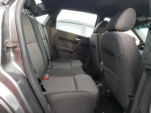 2011 FORD FOCUS SE  