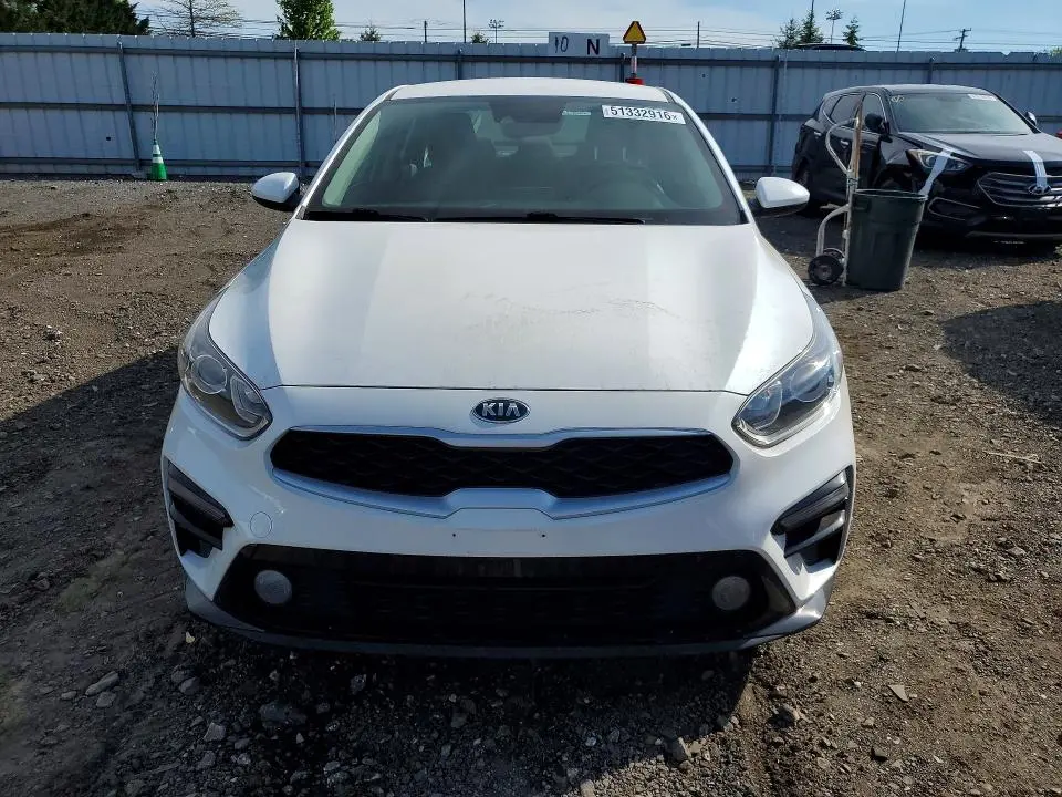 2021 KIA FORTE LXS  