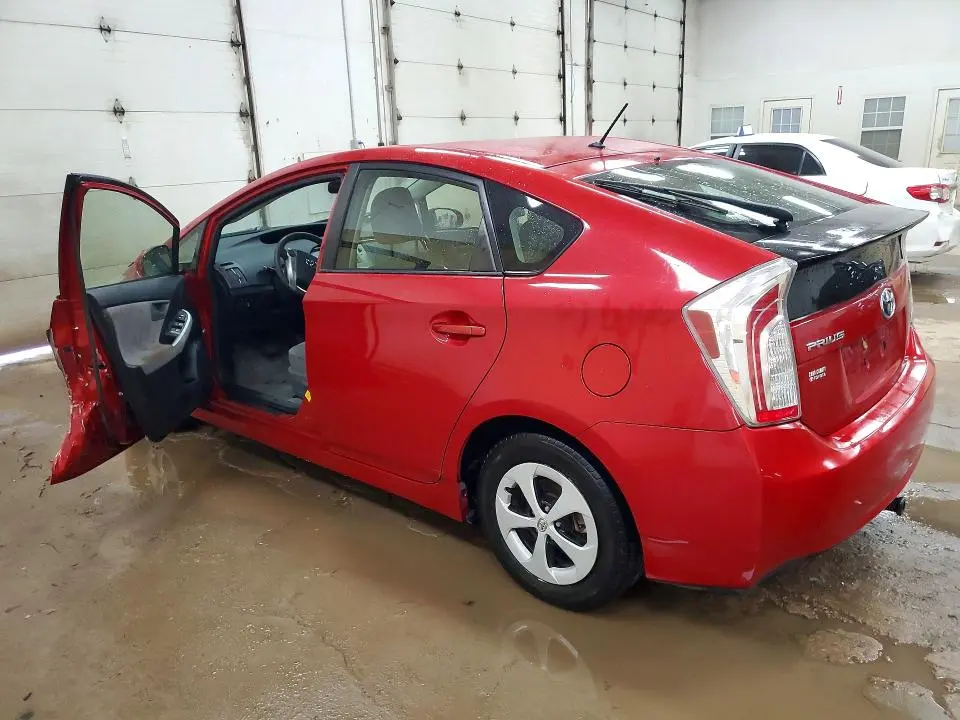 2013 TOYOTA PRIUS TWO  