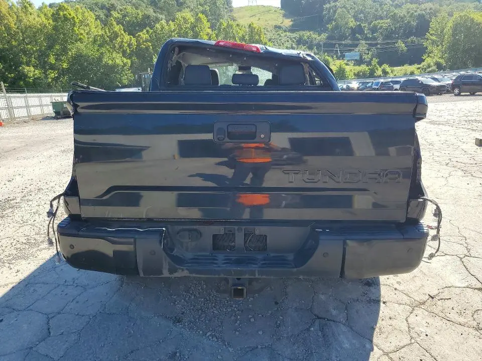 2017 TOYOTA TUNDRA CREWMAX LIMITED  