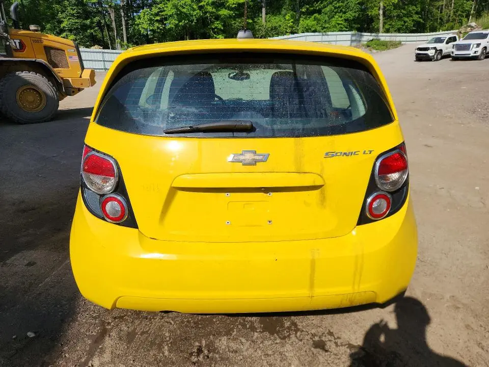 2016 CHEVROLET SONIC LT  