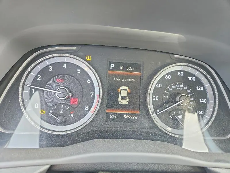 2023 HYUNDAI SONATA SEL  