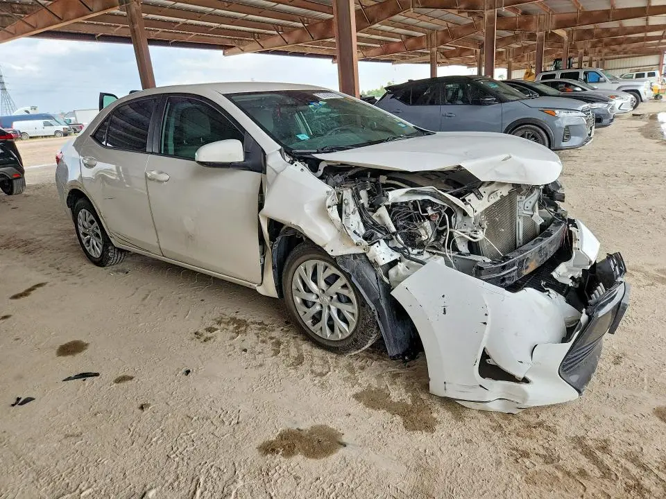 2018 TOYOTA COROLLA LE  