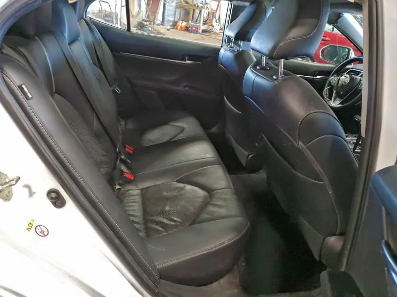 2018 TOYOTA CAMRY XSE  