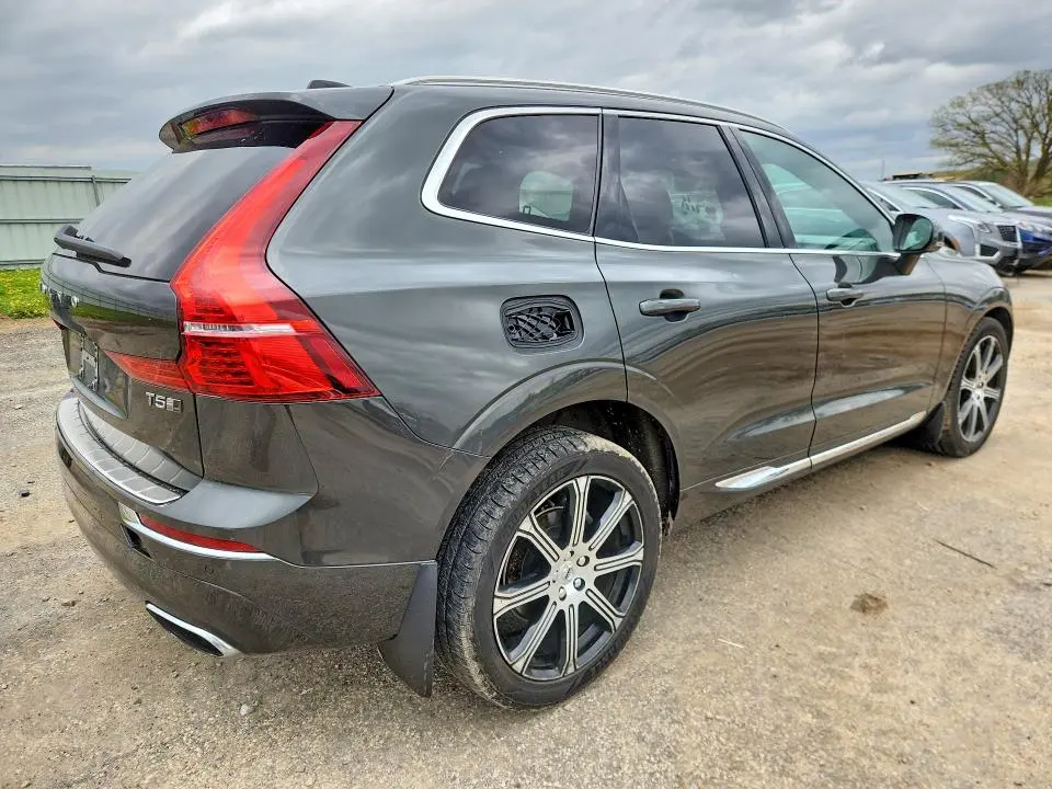 2020 VOLVO XC60 T5 INSCRIPTION  