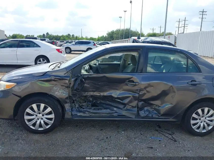 2013 TOYOTA COROLLA LE