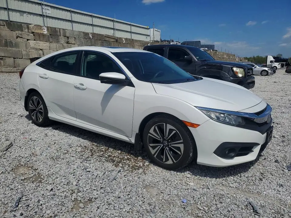 2017 HONDA CIVIC EX  