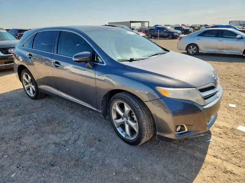 2014 TOYOTA VENZA LE  