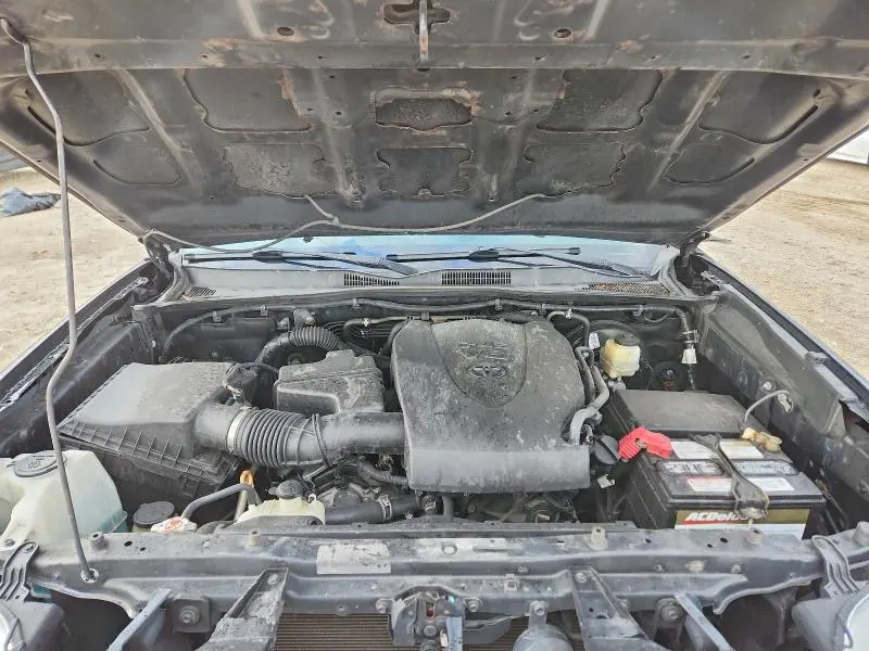 2018 TOYOTA TACOMA SR5 V6  