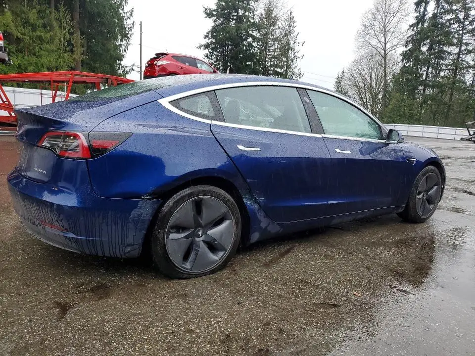 2018 TESLA MODEL 3   