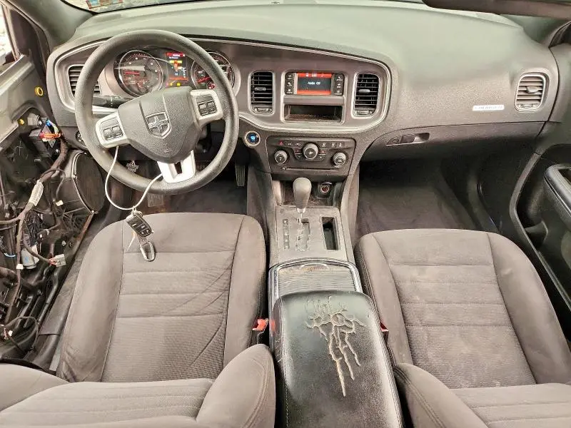 2013 DODGE CHARGER SE  