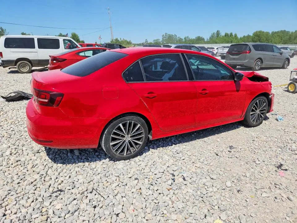 2016 VOLKSWAGEN JETTA SPORT  