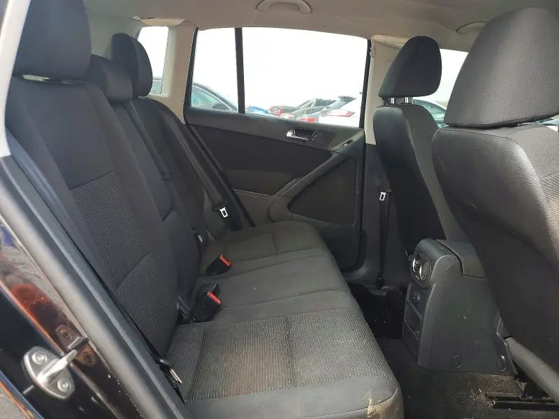 2017 VOLKSWAGEN TIGUAN S  