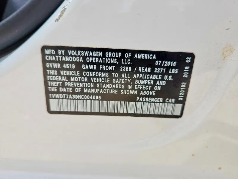 2017 VOLKSWAGEN PASSAT R-LINE  
