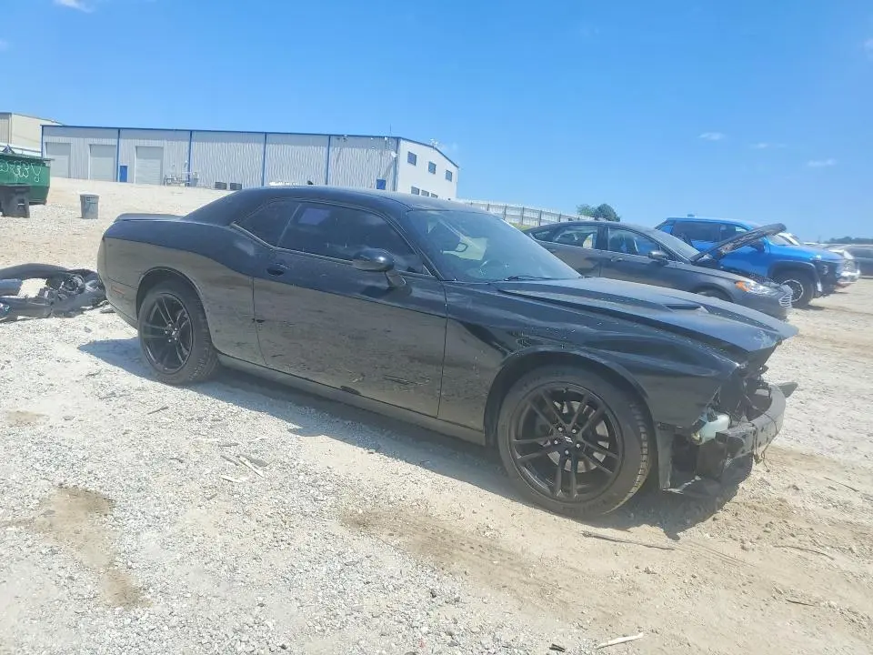 2017 DODGE CHALLENGER SXT  
