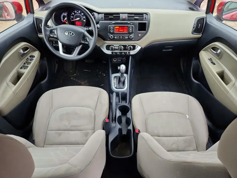 2015 KIA RIO LX  