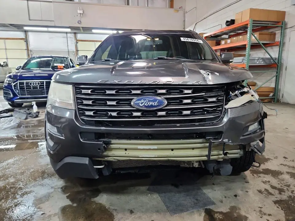 2017 FORD EXPLORER XLT  