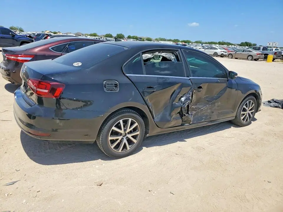 2017 VOLKSWAGEN JETTA SE  