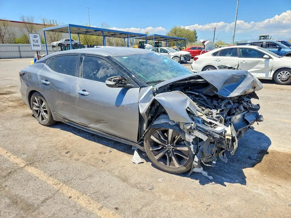 2020 NISSAN MAXIMA SV  