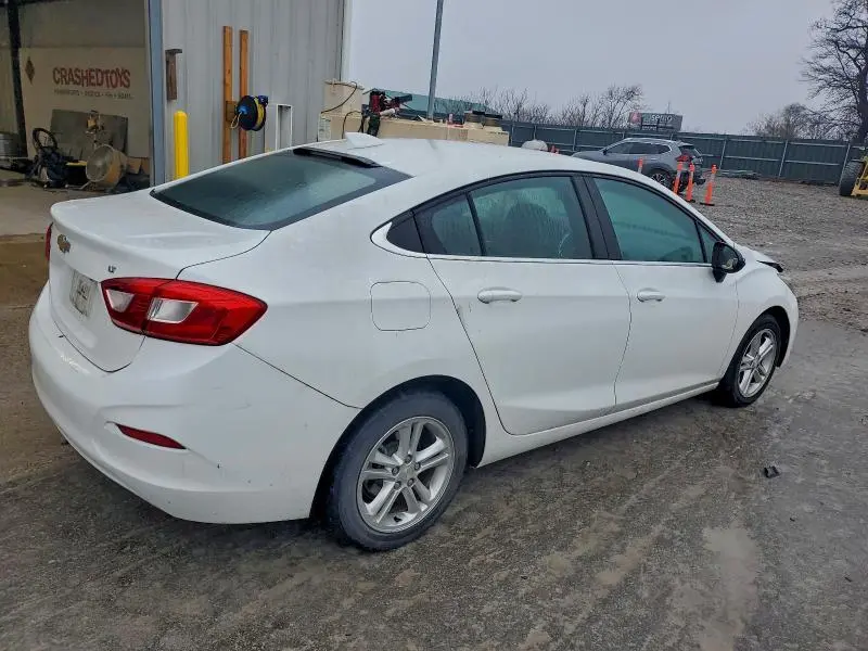 2016 CHEVROLET CRUZE LT  