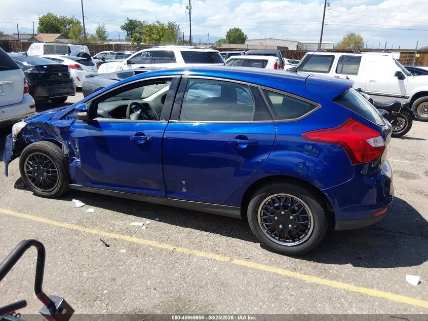 2012 FORD FOCUS SE
