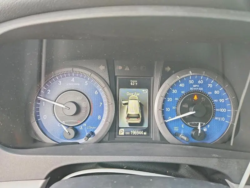 2015 TOYOTA SIENNA XLE PREMIUM 7-PASSENGER  