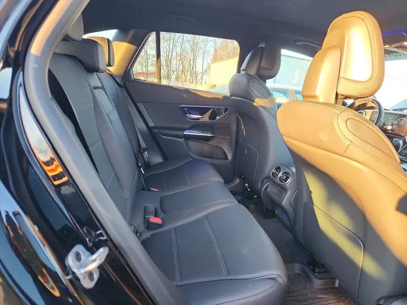 2023 MERCEDES-BENZ GLC 300 4MATIC  