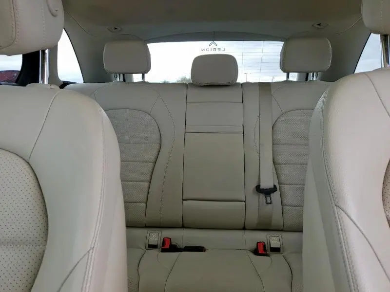 2017 MERCEDES-BENZ GLC 300  