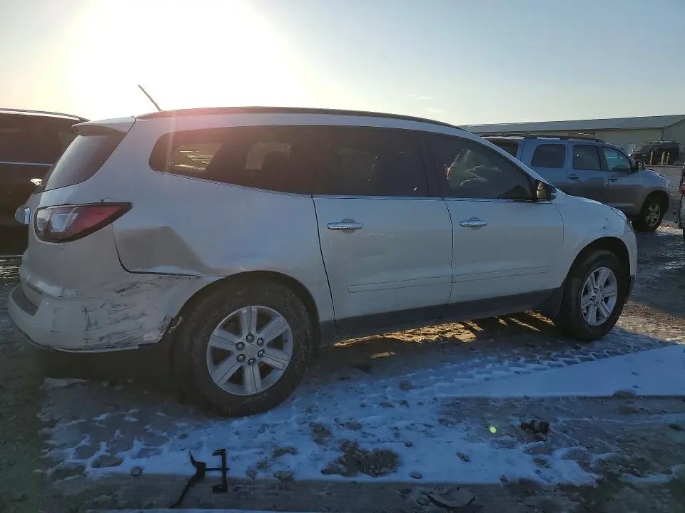 2014 CHEVROLET TRAVERSE LT  