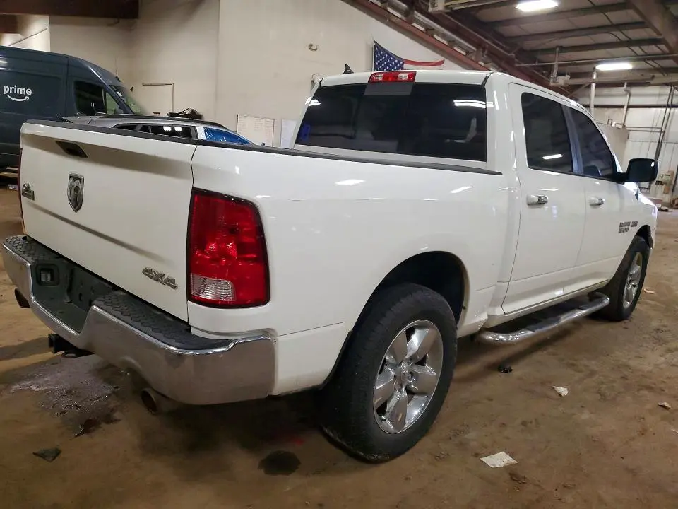 2013 RAM 1500 SLT  