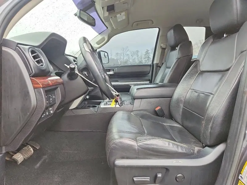 2016 TOYOTA TUNDRA DOUBLE CAB LIMITED  