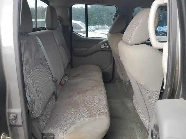 2016 NISSAN FRONTIER S  