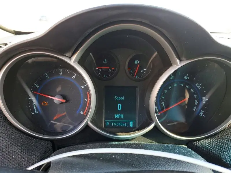 2012 CHEVROLET CRUZE LT  