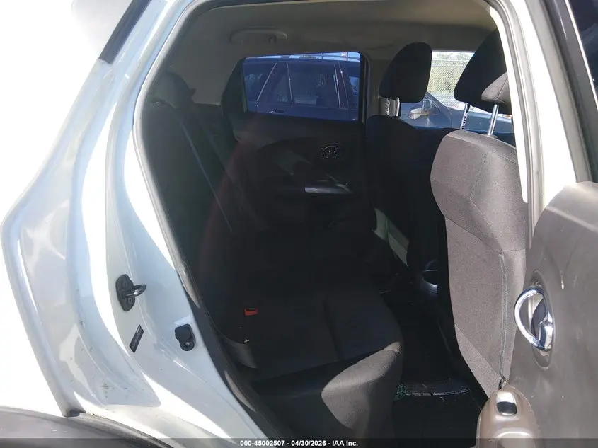 2011 NISSAN JUKE S