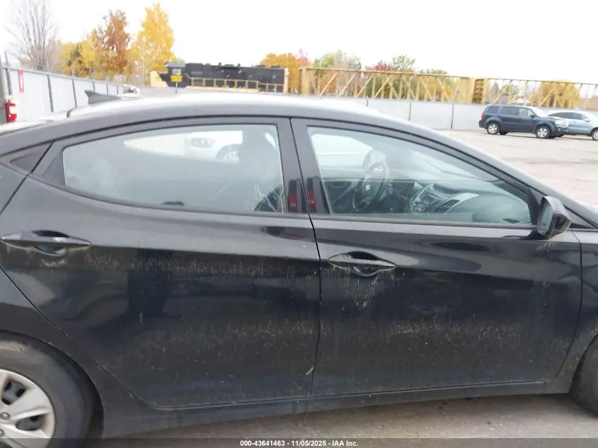 2016 HYUNDAI ELANTRA SE