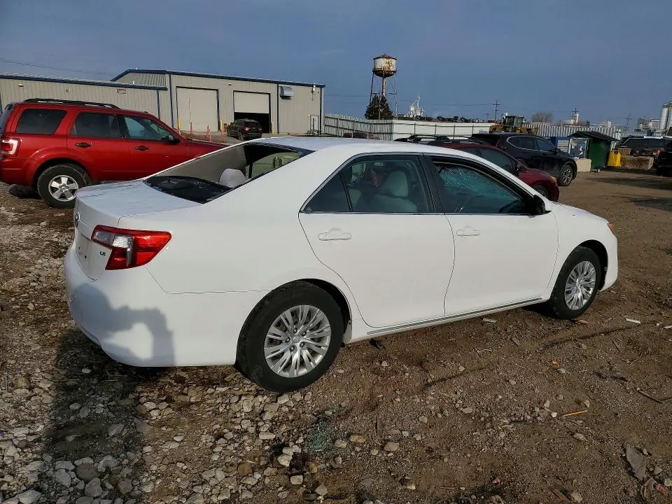 2012 TOYOTA CAMRY LE  