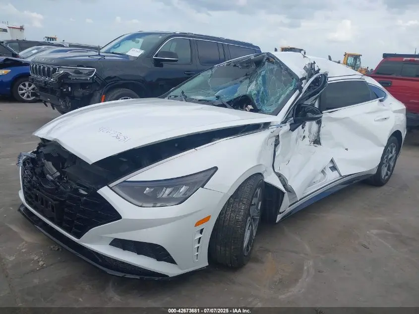 2023 HYUNDAI SONATA SEL