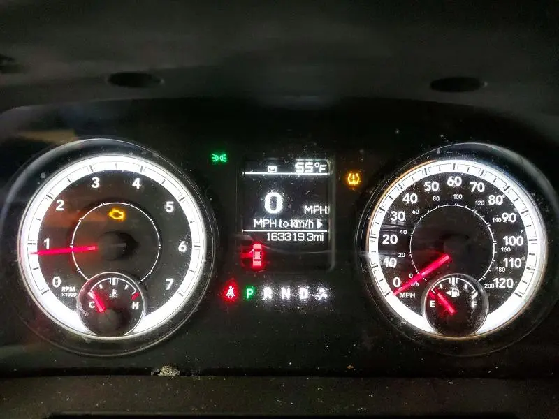 2014 RAM 1500 ST  