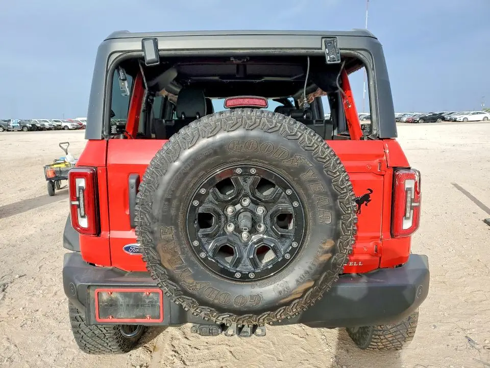 2023 FORD BRONCO BASE  