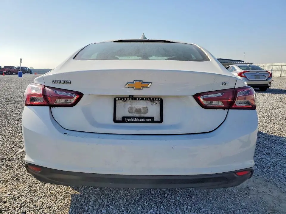 2021 CHEVROLET MALIBU LT  