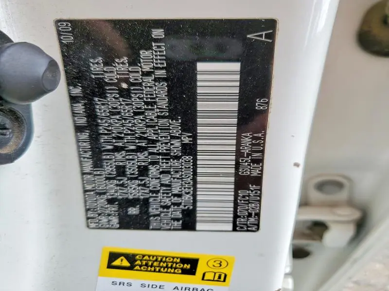 2010 TOYOTA HIGHLANDER BASE  