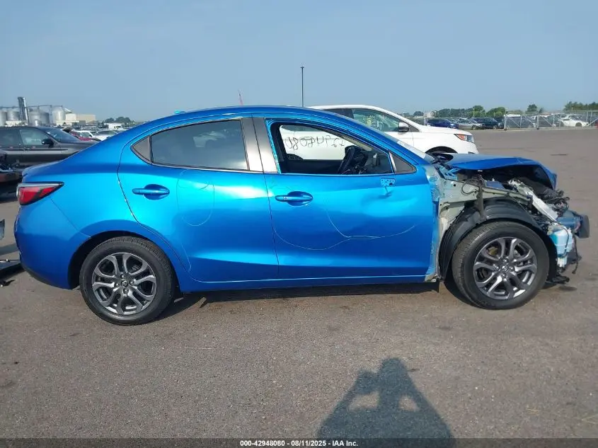 2019 TOYOTA YARIS LE