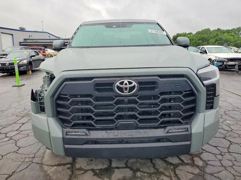 2024 TOYOTA TUNDRA SR5  