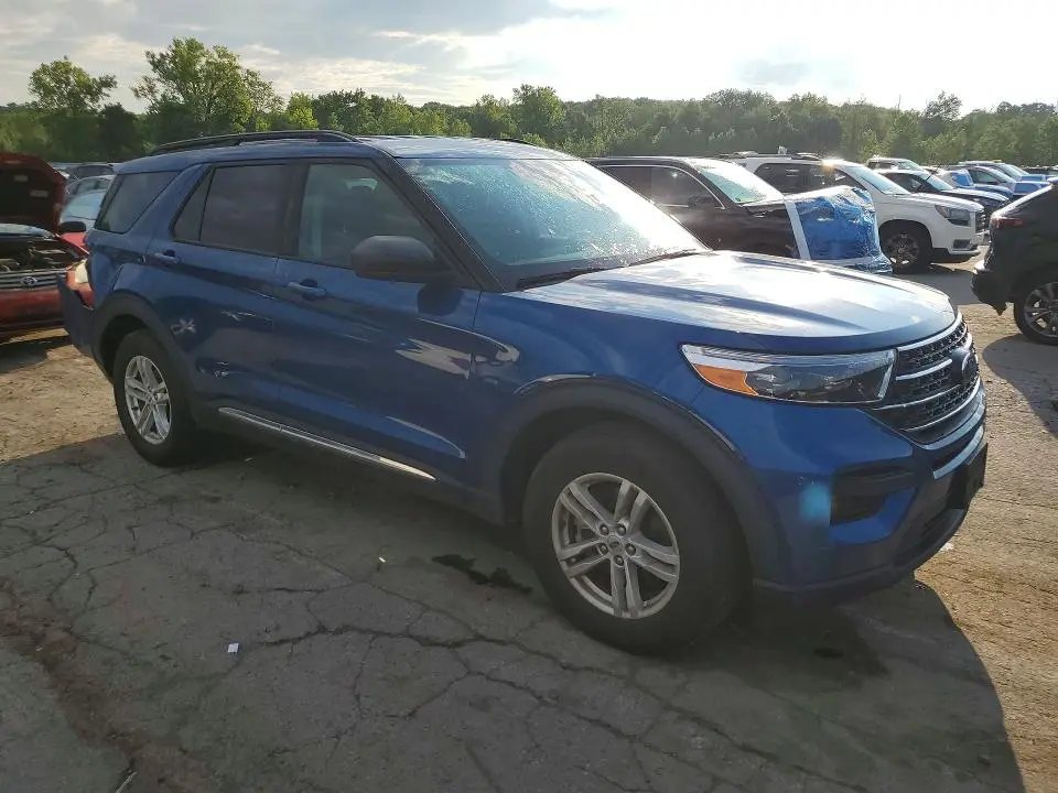 2021 FORD EXPLORER XLT  