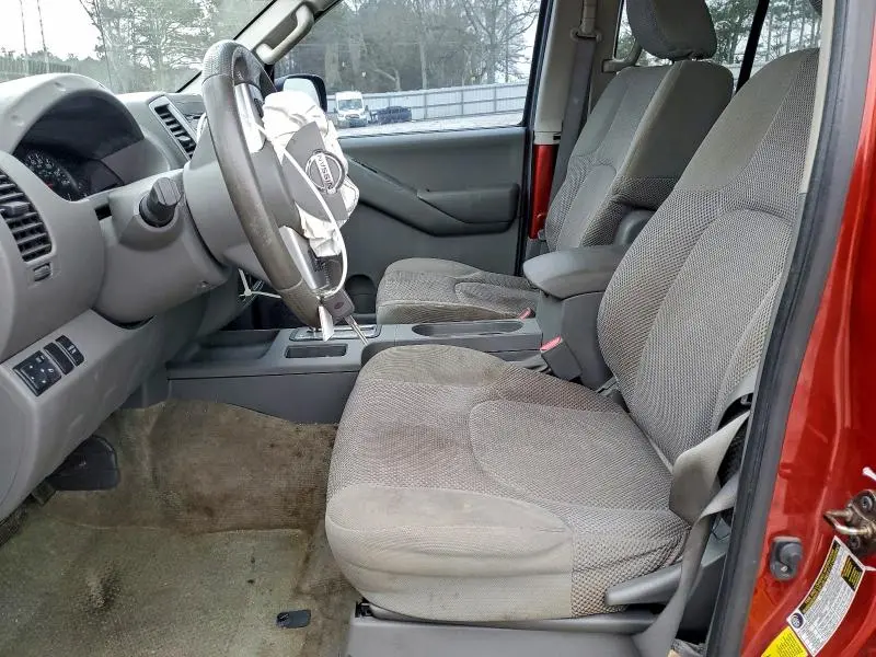 2013 NISSAN FRONTIER S  